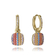 PENDIENTES DORADOS Y COLOR